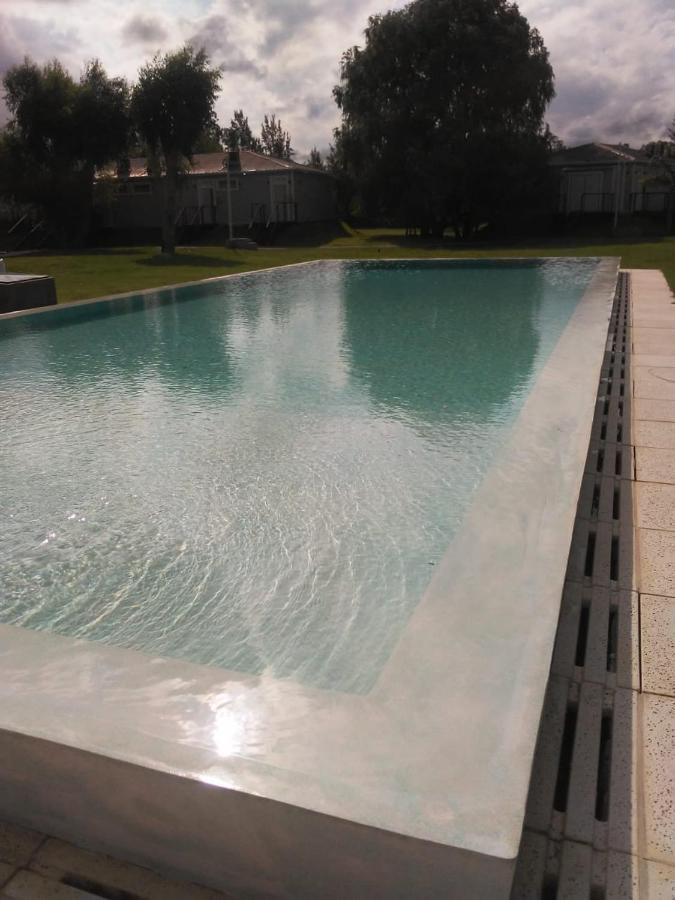 La Posada Multiespacios Dique Lujan Bagian luar foto