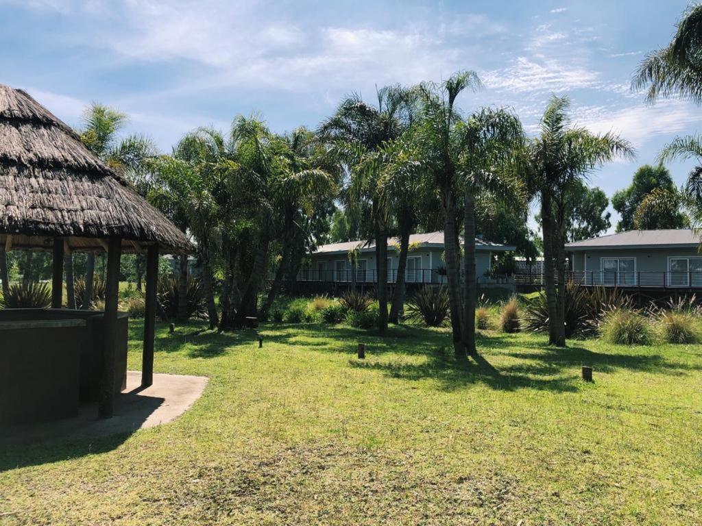 La Posada Multiespacios Dique Lujan Bagian luar foto